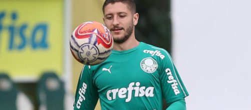 Zé Rafael mostrou boa capacidade de recuperação depois do pênalti perdido. (Divulgação/ Cesar Greco/ Ag Palmeiras)