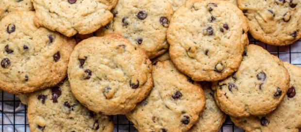 Aprenda a fazer cookies com gotas de chocolate (Arquivo Blasting News) Aprenda a fazer cookies com gotas de chocolate (Arquivo Blasting News)