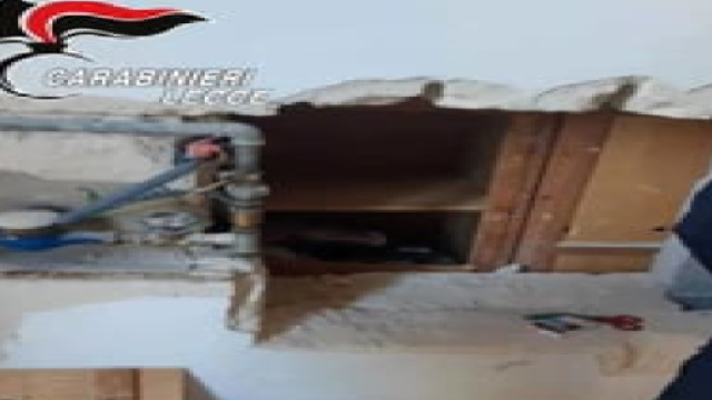 Brindisi, 'Non volevamo fare una rapina, ma un furto': in tre restano in cella