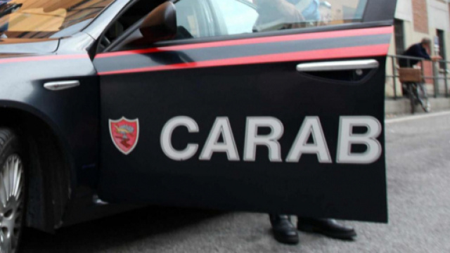 In Costa Azzurra con l'auto della scuola: carabinieri arrestano preside | adnkronos.com