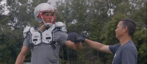 Tom Brady is expected to spend more time with trainer Alex Guerrero in the offseason. - [TB12 Sports / YouTube screencap