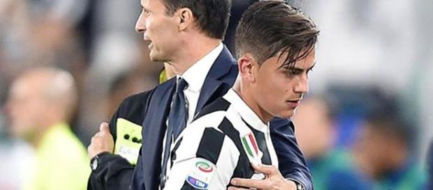 Juventus: in caso di permanenza di Allegri, Dybala potrebbe chiedere la cessione. Juventus: in caso di permanenza di Allegri, Dybala potrebbe chiedere la cessione.