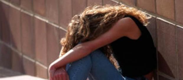 Reggio Calabria, tre giovani arrestati per aver violentato in spiaggia una diciottenne | thesocialpost.it Reggio Calabria, tre giovani arrestati per aver violentato in spiaggia una diciottenne | thesocialpost.it