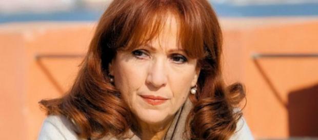 Upas, trame al 26 aprile: Denis confuso, Patrizio torna sul set Upas, trame al 26 aprile: Denis confuso, Patrizio torna sul set