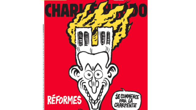 Charlie Hebdo divide il web con la vignetta sull'incendio alla Cattedrale di Notre-Dame.