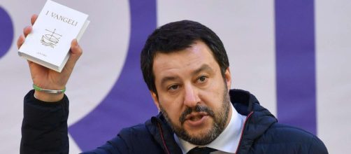 I vertici militari si schierano contro Salvini sulla questione migranti: “Roba da regime”