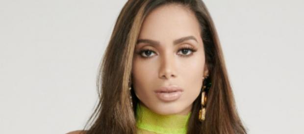 Anitta comenta sobre o novo álbum da Madona (Arquivo Blasting News) Anitta comenta sobre o novo álbum da Madona (Arquivo Blasting News)