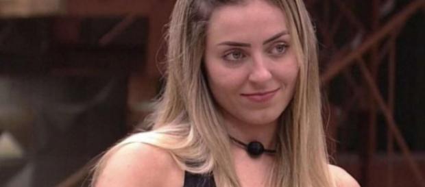Paula responde pelos crimes de injúria e preconceito (Arquivo Blasting News) Paula responde pelos crimes de injúria e preconceito (Arquivo Blasting News)