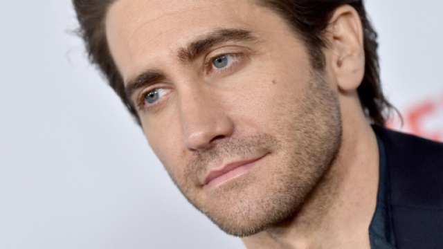 Jake Gyllenhaal debutter&agrave; in tv con una serie HBO. foto - Time - time.com