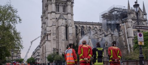 Notre-Dame, forse un cortocircuito ad un montacarichi ha causato il rogo