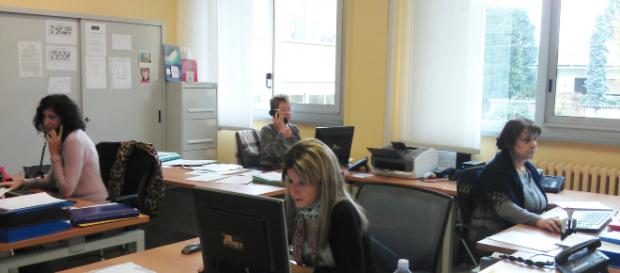 Ata, scandalo titoli falsi: 110 licenziati, fino a 15 mila euro per diploma Ata, scandalo titoli falsi: 110 licenziati, fino a 15 mila euro per diploma