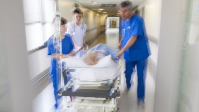 Anziana di 102 chiede ecografia gli dicono di tornare l&rsquo;anno prossimo