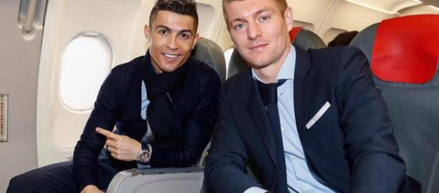 Calciomercato Juventus, possibili rinforzi per il centrocampo: fra questi Kroos Calciomercato Juventus, possibili rinforzi per il centrocampo: fra questi Kroos