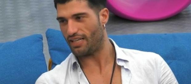 Grande Fratello: Michael Terlizzi è gay? Grande Fratello: Michael Terlizzi è gay?