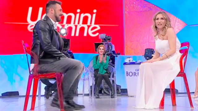 Uomini e Donne, Sossio Aruta e Ursula Bennardo aspettano un bambino