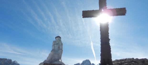 Auguri buona Pasqua: frasi religiose Auguri buona Pasqua: frasi religiose