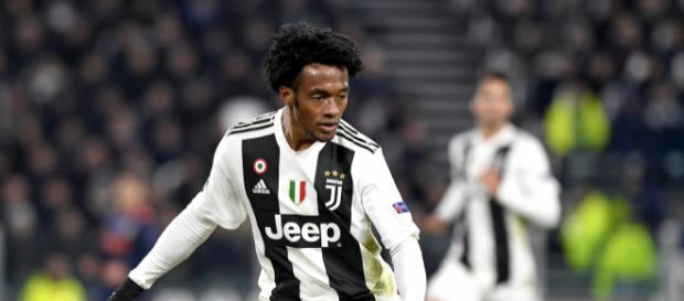 Juventus, Cuadrado in pole position per una maglia da titolare contro la Fiorentina Juventus, Cuadrado in pole position per una maglia da titolare contro la Fiorentina