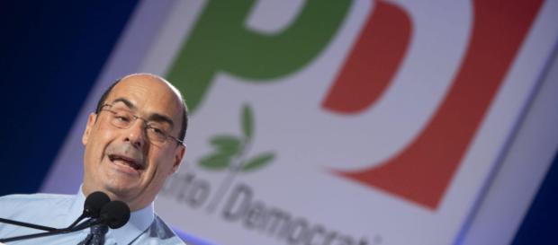 Zingaretti invoca le elezioni: 'Via Di Maio e Salvini, basta ipocrisie' Zingaretti invoca le elezioni: 'Via Di Maio e Salvini, basta ipocrisie'