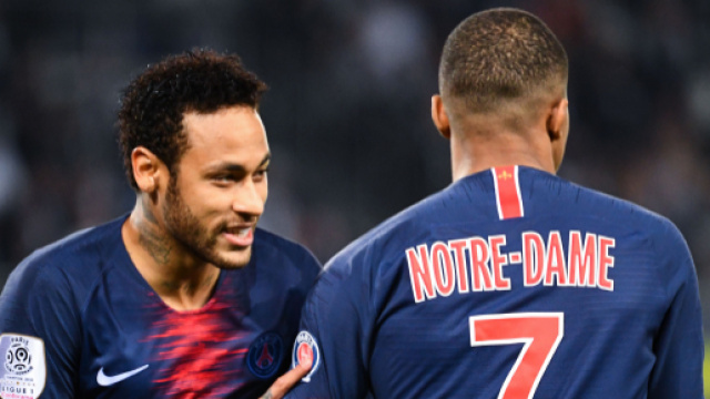 33e journée de Ligue 1 : Paris corrige Monaco et confirme son titre de champion