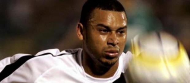 Jogador passou pelo Vasco em 2006. (Arquivo Blasting News) Jogador passou pelo Vasco em 2006. (Arquivo Blasting News)
