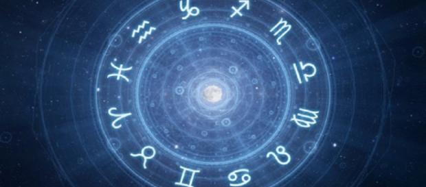 Oroscopo del giorno mercoledì 24 aprile: previsioni astrologiche per tutti i segni zodiacali. Oroscopo del giorno mercoledì 24 aprile: previsioni astrologiche per tutti i segni zodiacali.