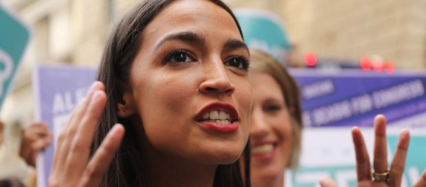 Alexandria Ocasio-Cortez, la sua storia diventa un fumetto | Artribune - artribune.com Alexandria Ocasio-Cortez, la sua storia diventa un fumetto | Artribune - artribune.com
