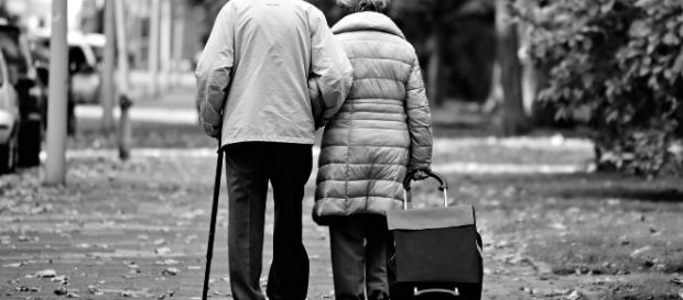 Rimini. denunciano l'amante 85enne della nonna: 'Hanno troppi rapporti intimi' Rimini. denunciano l'amante 85enne della nonna: 'Hanno troppi rapporti intimi'