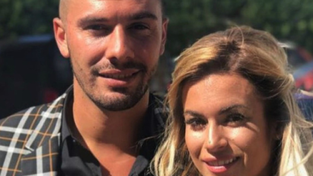 Carla Moreau enceinte de Kevin Guedj ? Le couple sème le doute ... - voici.fr