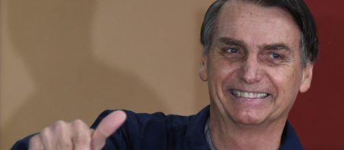 Presidente Jair Bolsonaro decretou o fim do horário de verão. (Arquivo Blasting News)