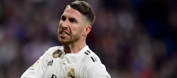 Mercato Real Madrid : 'une offre folle' pour Sergio Ramos Mercato Real Madrid : 'une offre folle' pour Sergio Ramos