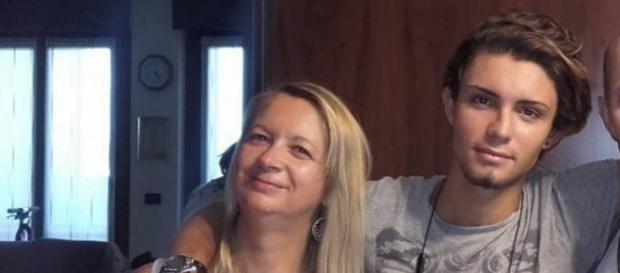 Sesto San Giovanni, fermato il figlio della donna uccisa in casa con un levatorsoli Sesto San Giovanni, fermato il figlio della donna uccisa in casa con un levatorsoli