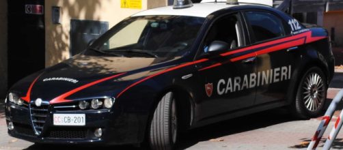 Bisceglie, spara ai carabinieri durante un controllo: tenta la fuga, arrestato