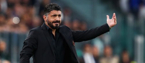 Dopo la sconfitta in Coppa Italia Gattuso rischia l'esonero, alla finestra Sarri e Conte