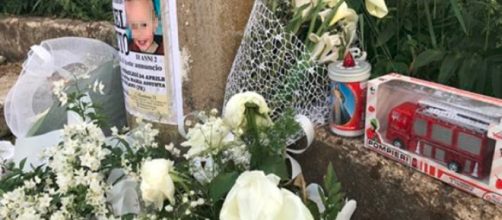 Frosinone, il pianto disturbava la coppia appartata in auto: madre uccide figlio di 2 anni