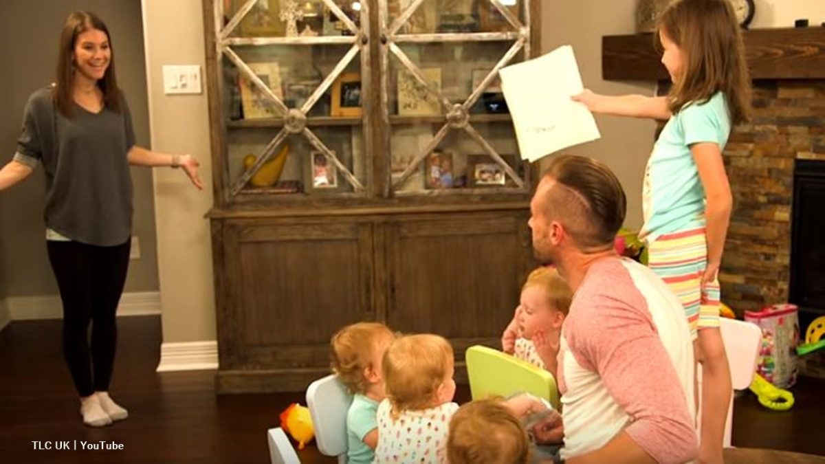 OutDaughtered' Quints Dance to Britney Spears and Taylor Swift: Watch | In  Touch Weekly