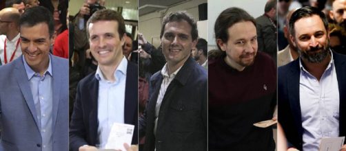 Los candidatos votan en sus respectivos colegios. / EL PAÍS