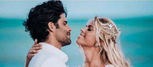 A modelo se casou em janeiro deste ano com o empresário Jorge Sestini. (Reprodução/Instagram/@cabitten)