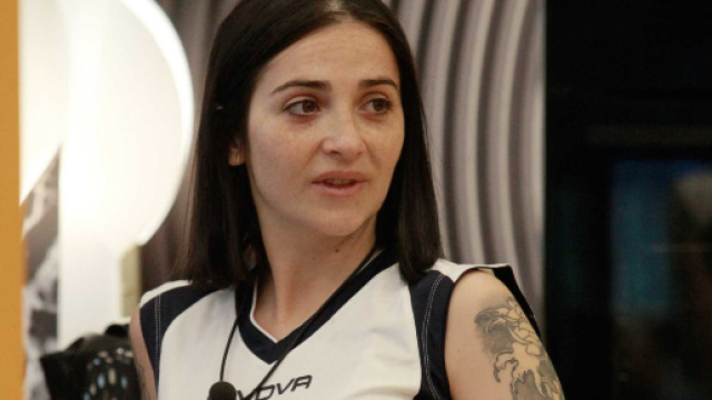 GF16, lettera della madre naturale di Serena, la Palombelli: 'Processo di crescita'