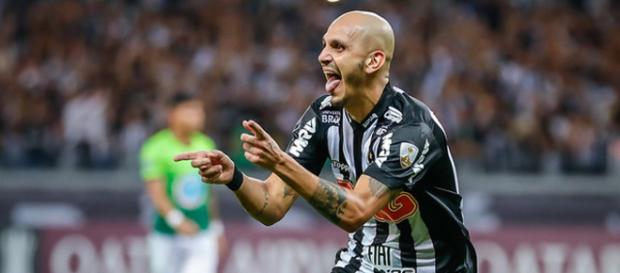 Fábio Santos celebra um dos gols do Atlético MG. (Divulgação/Bruno Cantini/Atlético-MG) Fábio Santos celebra um dos gols do Atlético MG. (Divulgação/Bruno Cantini/Atlético-MG)