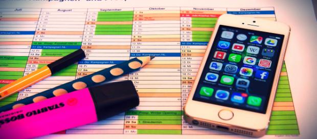 Los jóvenes de hoy prefieren los medios digitales para comunicarse Los jóvenes de hoy prefieren los medios digitales para comunicarse