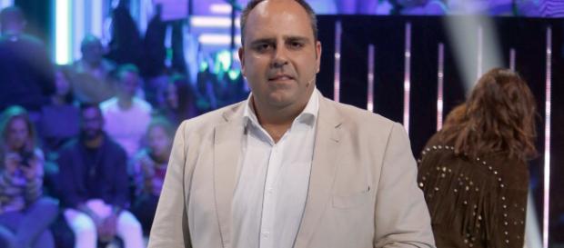 Fotografía de Julio Ruz en el plató de Gran Hermano Fotografía de Julio Ruz en el plató de Gran Hermano
