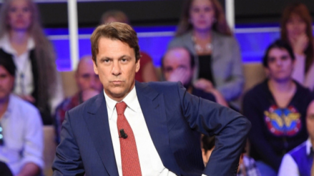 Nicola Porro: 'Mafia nigeriana usa i barconi per arrivare in Italia'