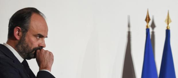 Edouard Philippe restitue le Grand débat avant les annonces d'Emmanuel Macron Edouard Philippe restitue le Grand débat avant les annonces d'Emmanuel Macron
