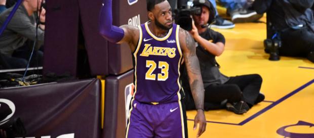 LeBron James lográ superar los números de Michael Jordan LeBron James lográ superar los números de Michael Jordan