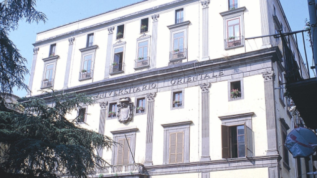 Napoli, maniaco all'Universit&agrave; Orientale: filmava le ragazze nei bagni