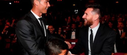 La provocazione dalla Francia: Messi vorrebbe raggiungere Ronaldo a Torino (RUMORS)