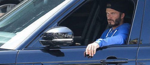 Guai per Beckham, usò lo smartphone mentre era alla guida: multa e patente sospesa
