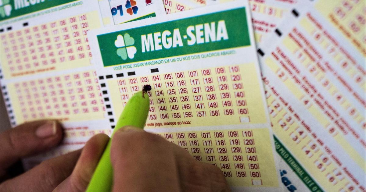 Mega-Sena acumula pela 14ª vez e pode pagar prêmio de R ...