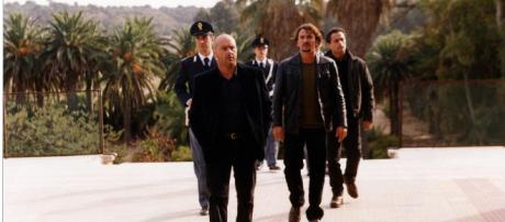 SCARICA EPISODI MONTALBANO