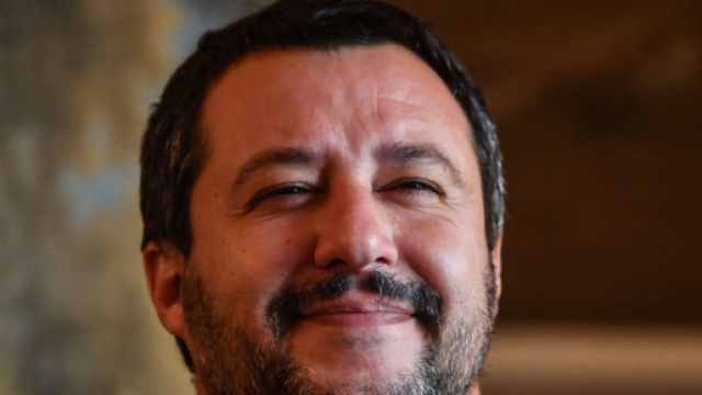#SfottiSalvini in risposta al vinci Salvini - tpi.it